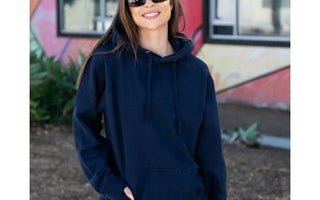 difference between hoodie and sweatshirt