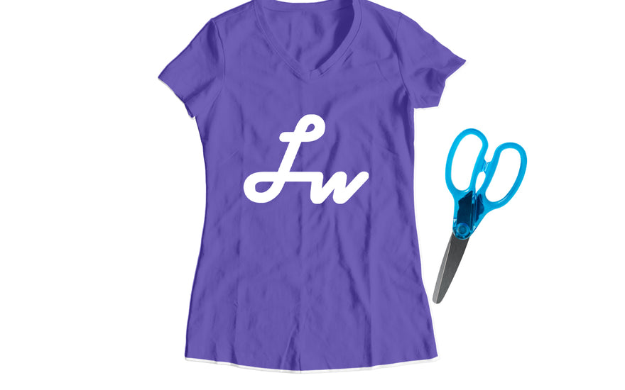 Guide on how to cut tee shirt into tank top (DIY+FAQs)